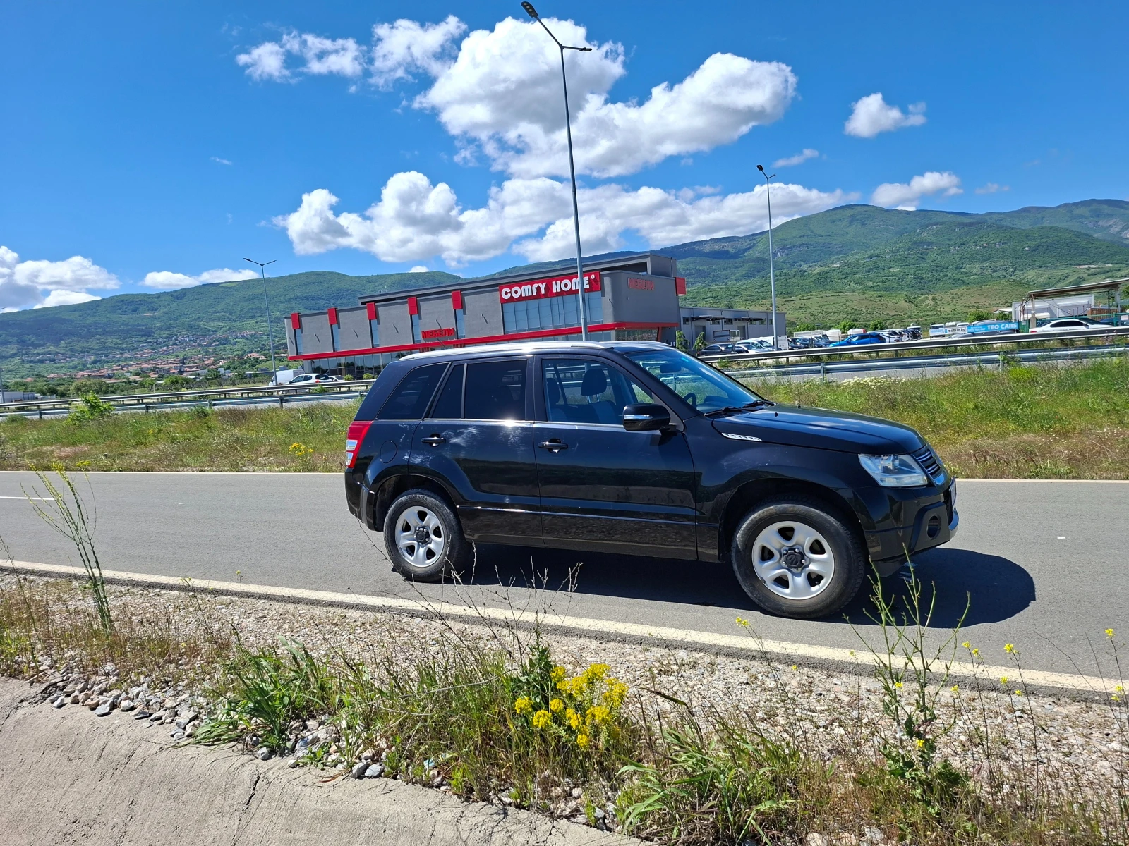 Suzuki Grand vitara 2.4 GL TOP Швейцария, снимка 7 - Автомобили и джипове - 54712424