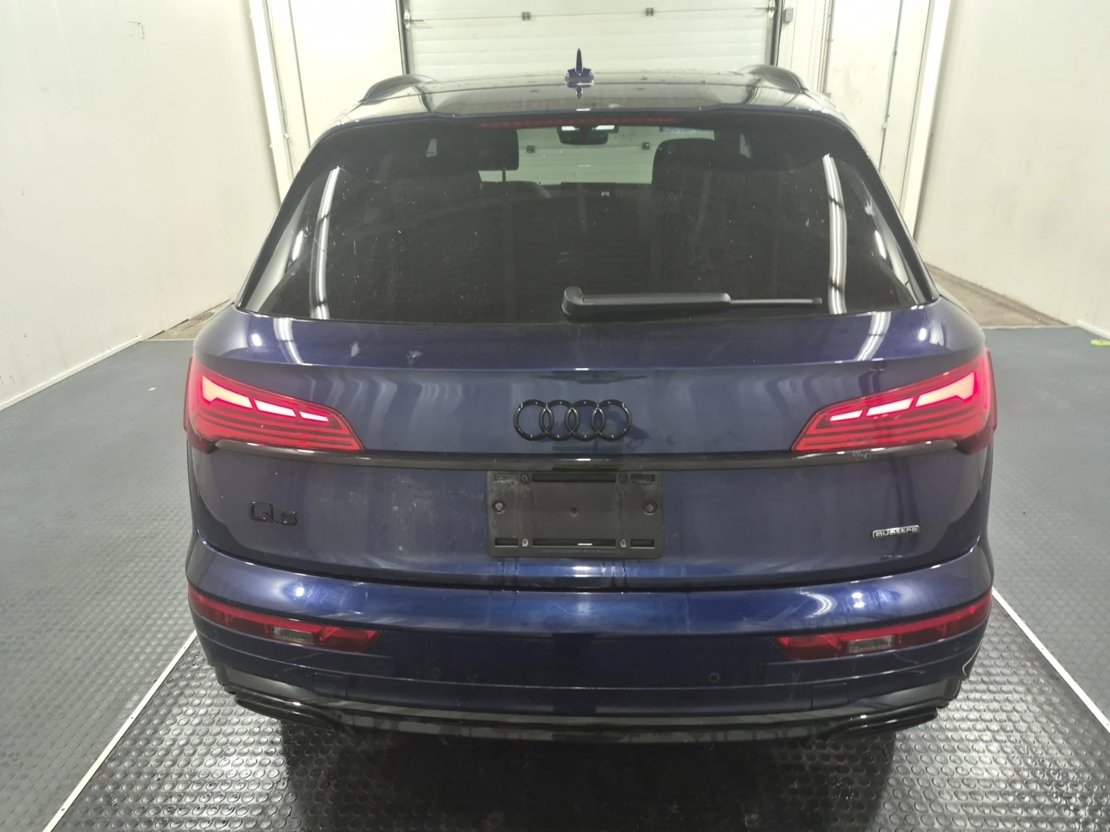Audi Q5 Progressive, снимка 5 - Автомобили и джипове - 54996620