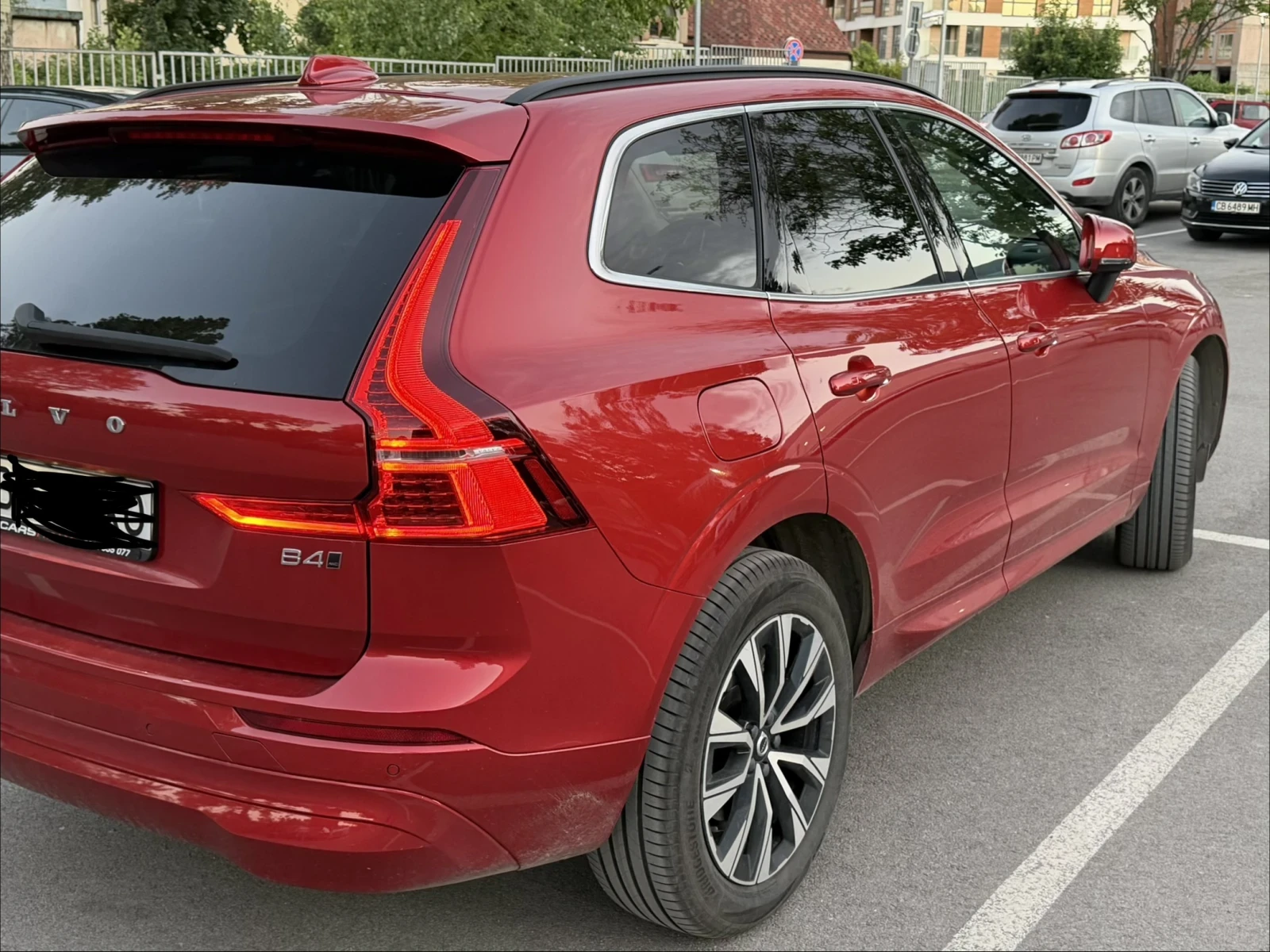 Volvo XC60 mild hibrid, снимка 2 - Автомобили и джипове - 55014745