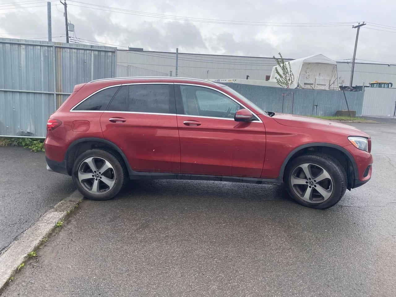 Mercedes-Benz GLC 300 BURMESTER * PANO * KEYLESS *  2 КЛЮЧА, снимка 3 - Автомобили и джипове - 55052171