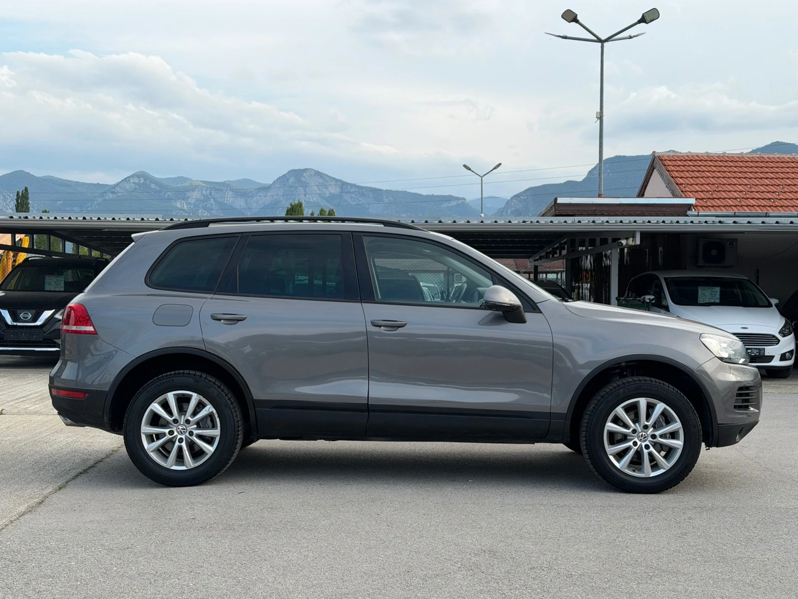 VW Touareg 3.0TDI 4Motion ИТАЛИЯ, снимка 5 - Автомобили и джипове - 55400225