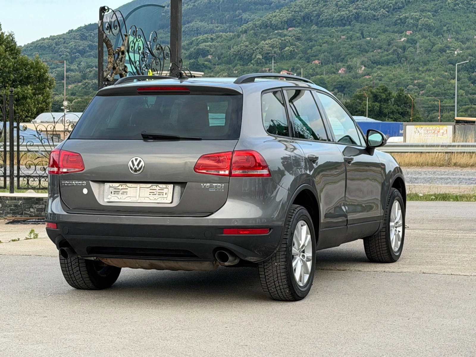 VW Touareg 3.0TDI 4Motion ИТАЛИЯ, снимка 16 - Автомобили и джипове - 55400225