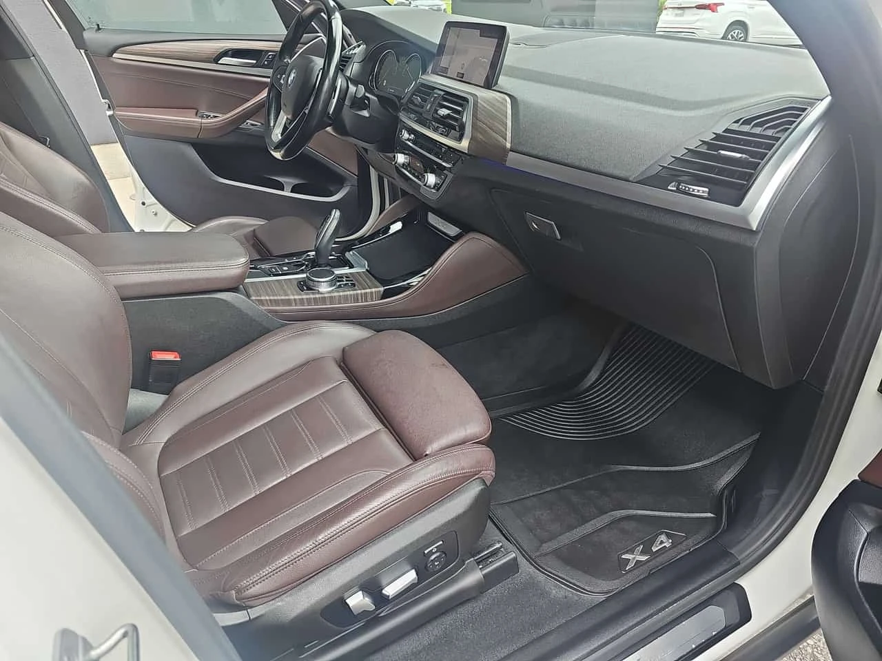 BMW X4 xDrive30i / CARFAX / АВТОКРЕДИТ, снимка 10 - Автомобили и джипове - 55767618