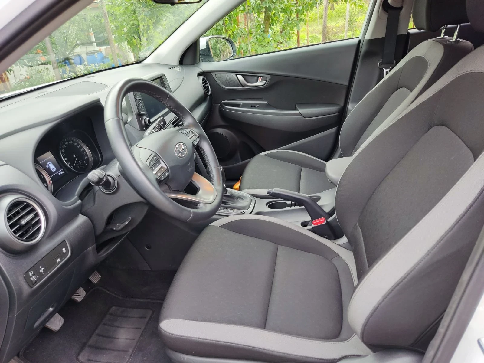 Hyundai Kona Hyundai Kona 1.0 T-GDI 120 к.с. | Първи собственик, снимка 7 - Автомобили и джипове - 55878368