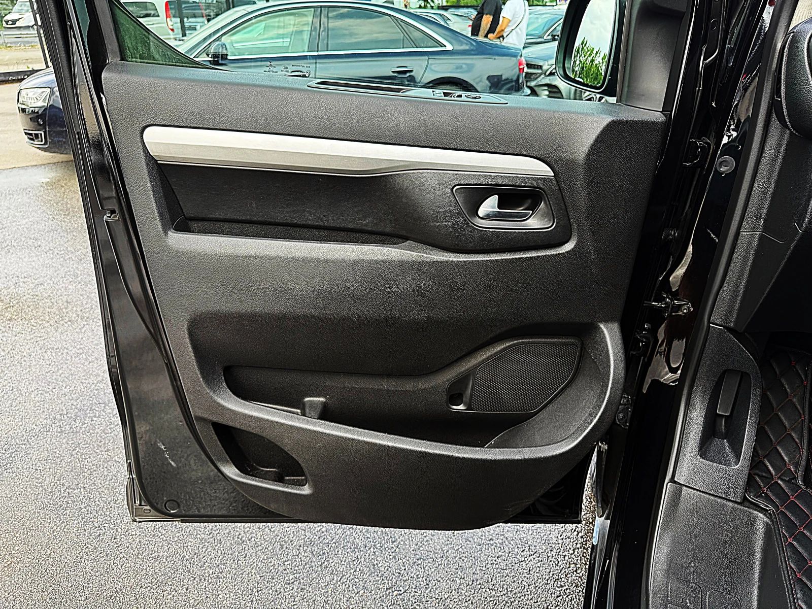 Toyota Proace 2.0D-4D L2 Lounge-Led-BIZNES-Head Up-Xenon- | Mobile.bg � ����������� 8