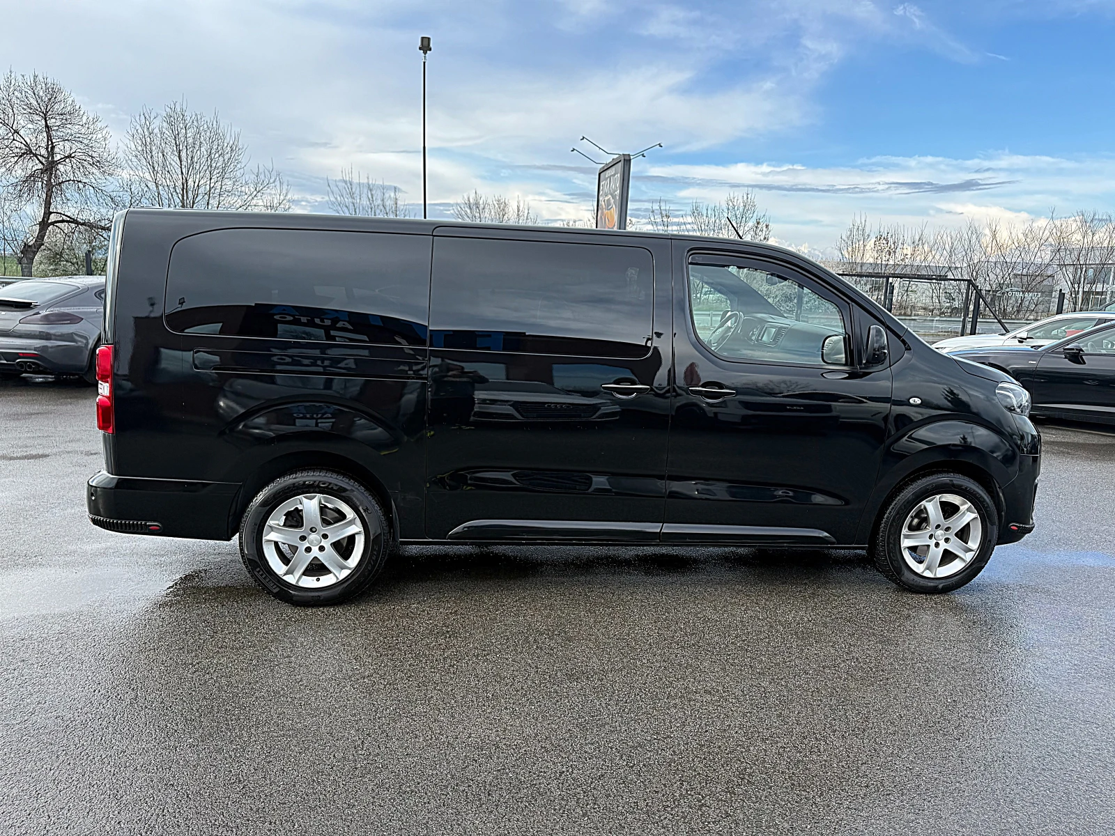 Toyota Proace 2.0D-4D L2 Lounge-Led-BIZNES-Head Up-Xenon- | Mobile.bg � ����������� 7