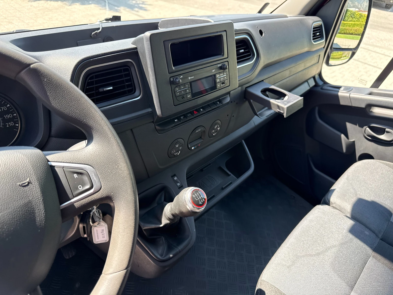 Renault Master 2.3dCI до 3.5т. 3.40м. Клима Euro 6 - New Model , снимка 15 - Бусове и автобуси - 55752546