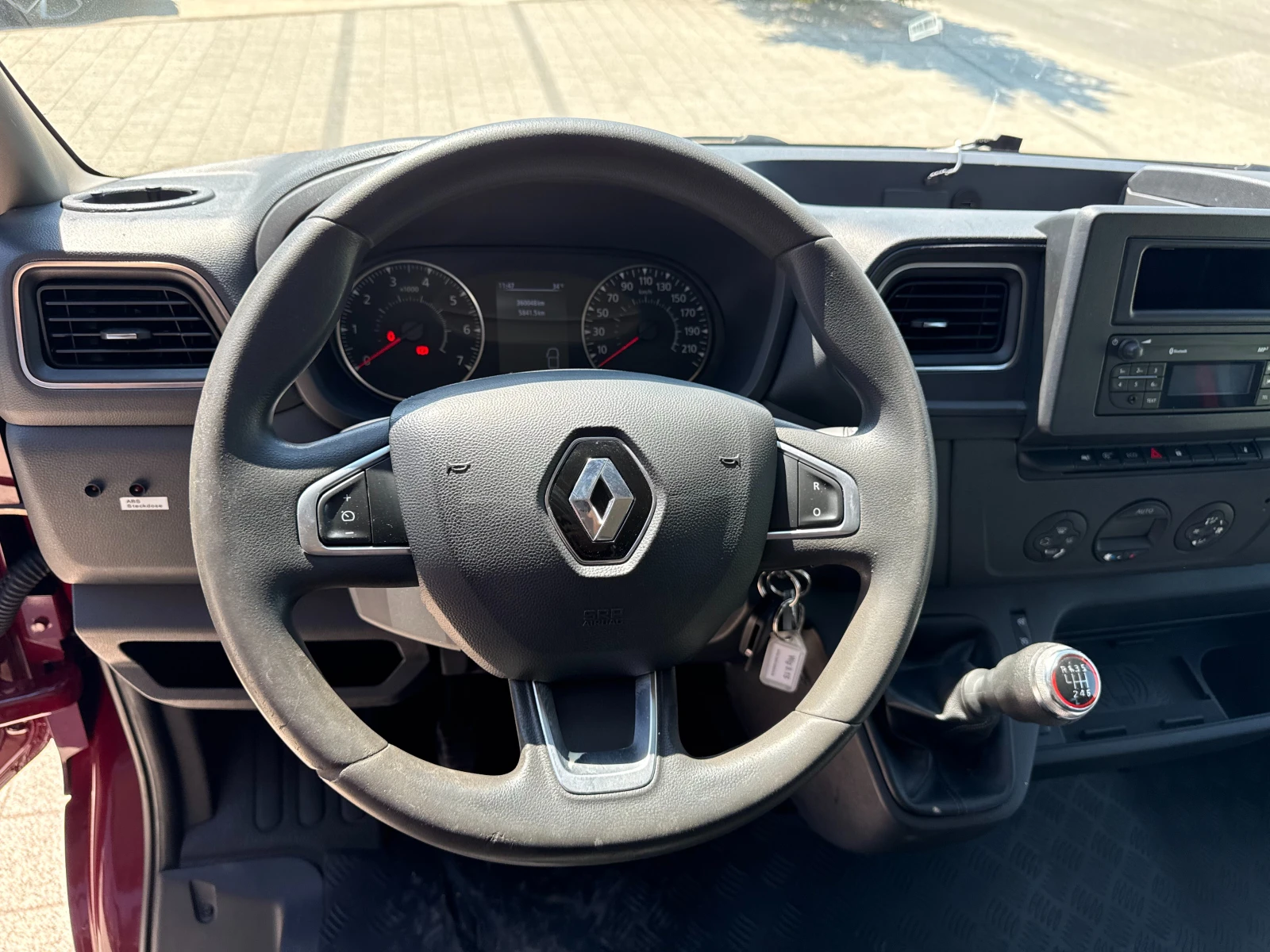 Renault Master 2.3dCI до 3.5т. 3.40м. Клима Euro 6 - New Model , снимка 16 - Бусове и автобуси - 55752546