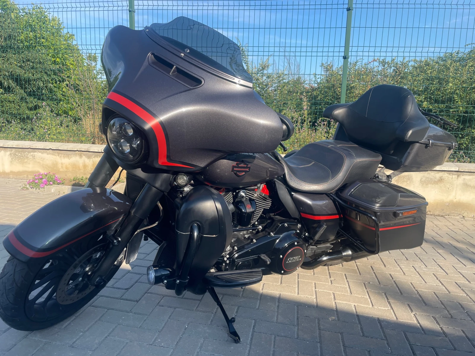 Harley-Davidson CVO, снимка 6 - Мотоциклети и мототехника - 55484820