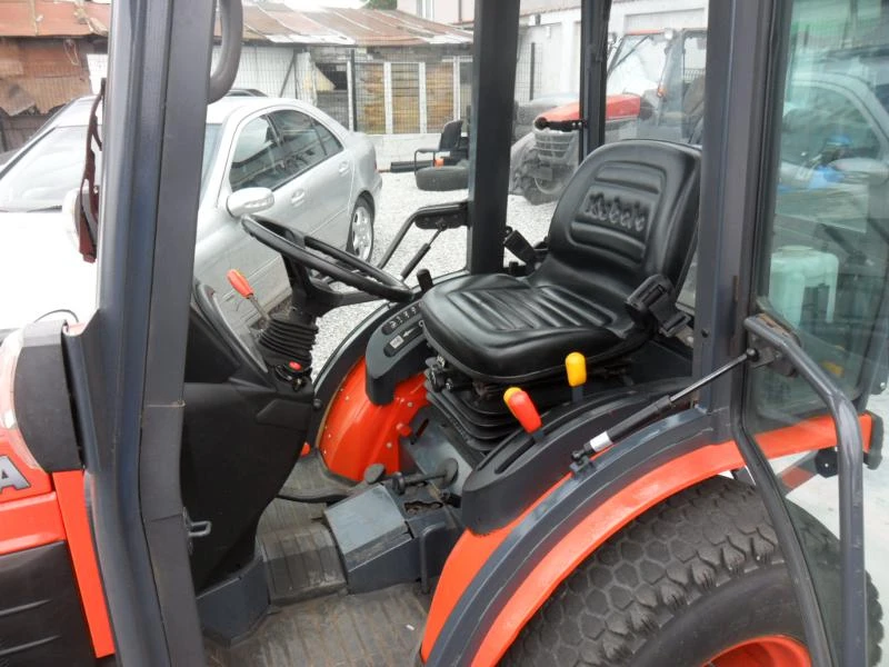 Трактор Kubota B 2530, снимка 5 - Селскостопанска техника - 29000713