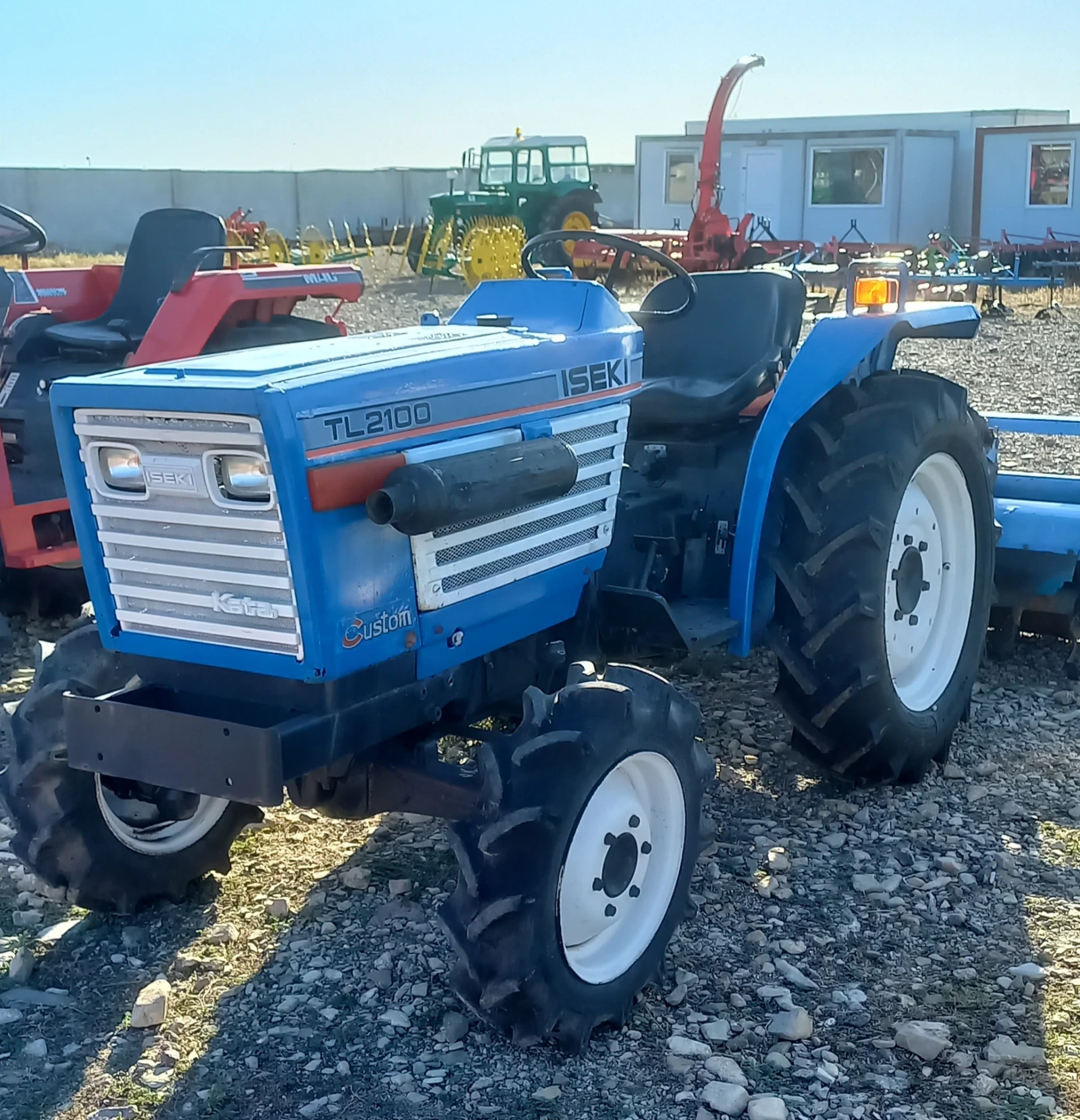  ISEKI TL2100 | Mobile.bg   1