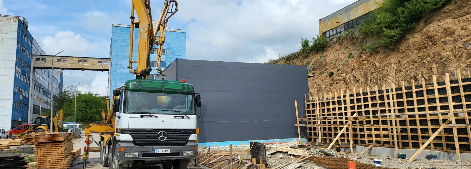 Бетон помпа Mercedes-Benz, снимка 3 - Индустриална техника - 54164286