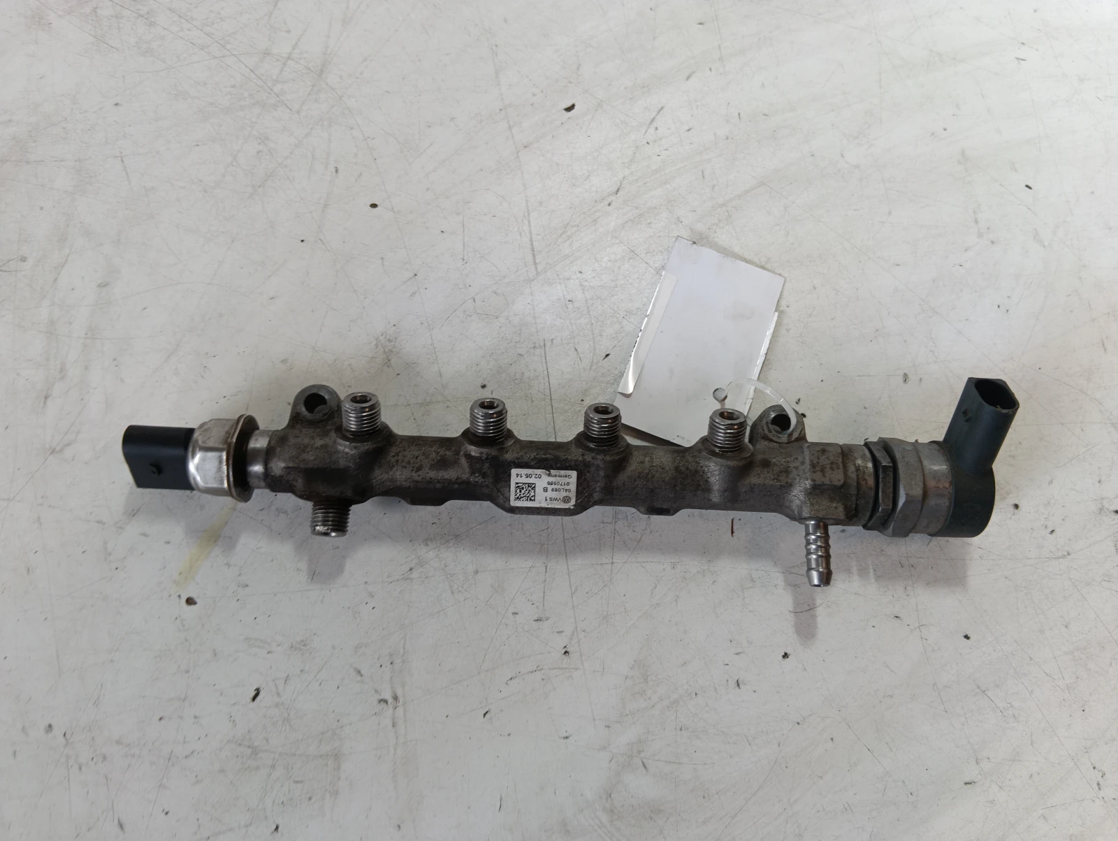 горивна рейка 2.0 TDI 04L125 04L089B 057130764AB 04L906054 Audi A3