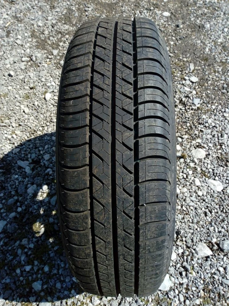 Гуми Летни 165/70R14, снимка 1 - Гуми и джанти - 32325283