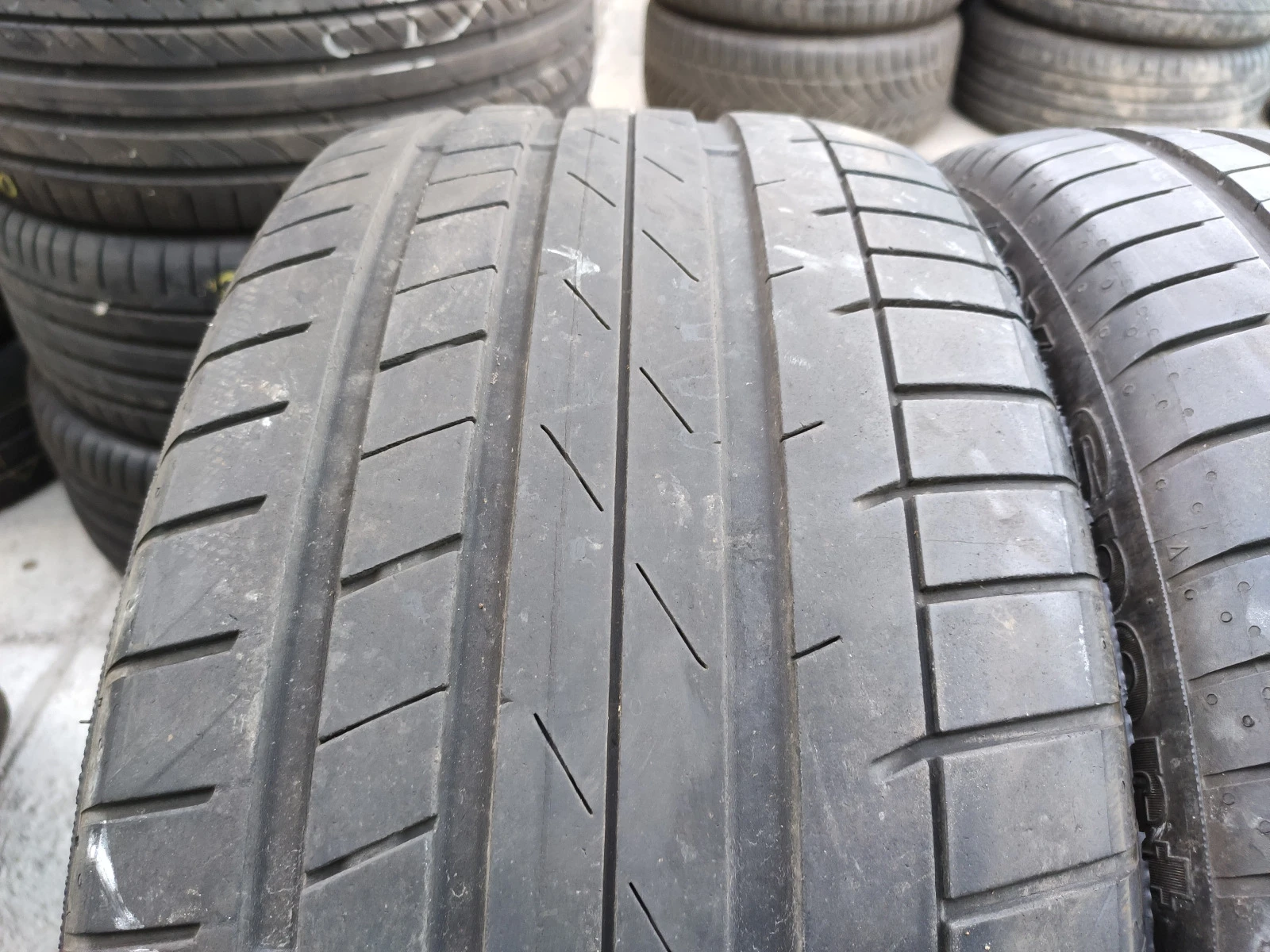  255/40R18 | Mobile.bg   2