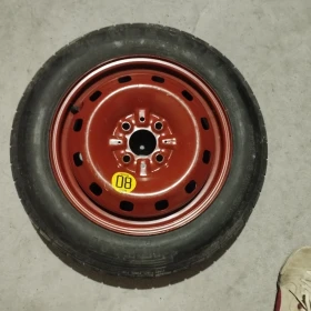 Гуми с джанти Pirelli 135/80R14, снимка 8 - Гуми и джанти - 52503451