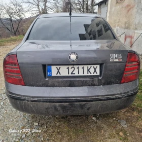     Skoda Superb 1.9  Tdi 130  . 