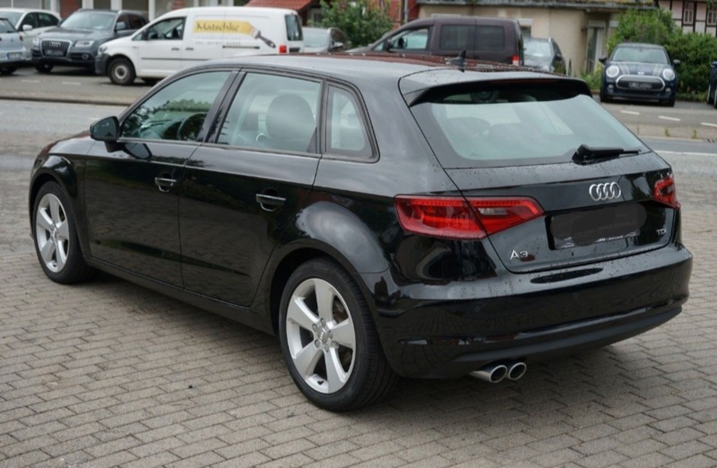 Audi A3 CXX-1,6 TDI-110PS, снимка 6 - Автомобили и джипове - 42148231