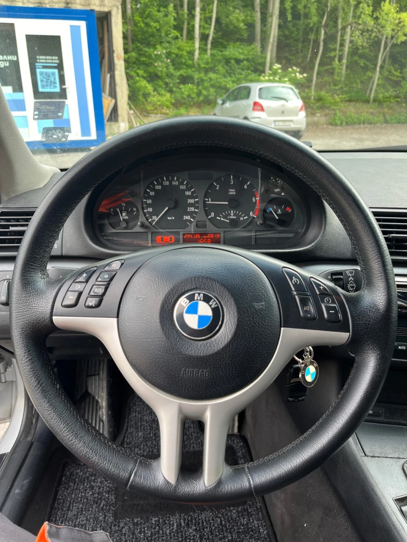 BMW 320 2.0d, снимка 8 - Автомобили и джипове - 47543337