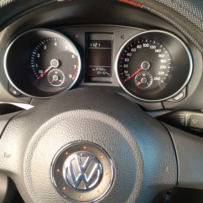 VW Golf 6, снимка 6 - Автомобили и джипове - 48416667