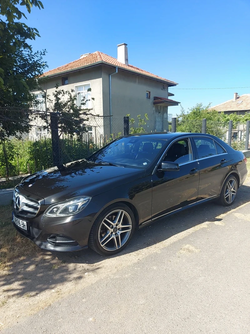 Mercedes-Benz E 220, снимка 1 - Автомобили и джипове - 48459856