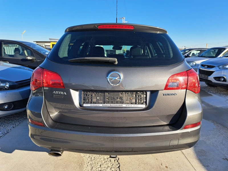 Opel Astra 1.4ti/КОЖА/ПОДГРЕВ/COSMO, снимка 3 - Автомобили и джипове - 48623858