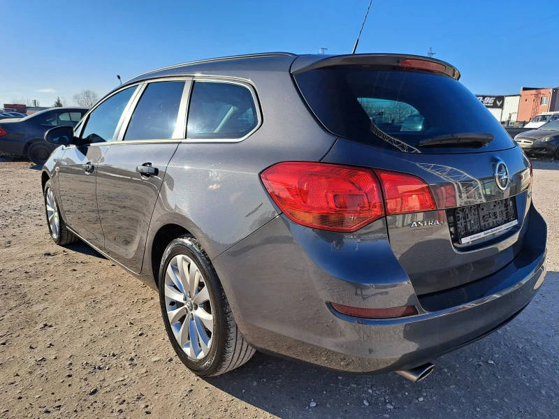 Opel Astra 1.4ti/КОЖА/ПОДГРЕВ/COSMO, снимка 2 - Автомобили и джипове - 48623858