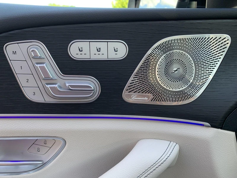 Mercedes-Benz GLS 450 4MATIC/HP/AMG/PANO/7SEATS/22''/360/467vpr, снимка 10 - Автомобили и джипове - 50391904