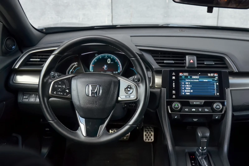 Honda Civic 1.0 AVTOMAT, снимка 9 - Автомобили и джипове - 52016830