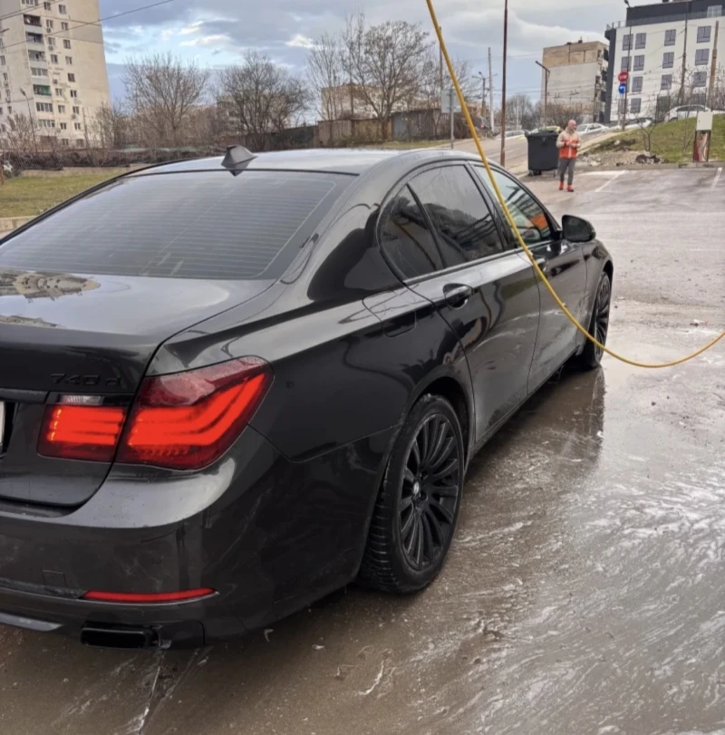 BMW 740 Xdrive/СМЕНЕНИ ВЕРИГИ, снимка 3 - Автомобили и джипове - 52714633