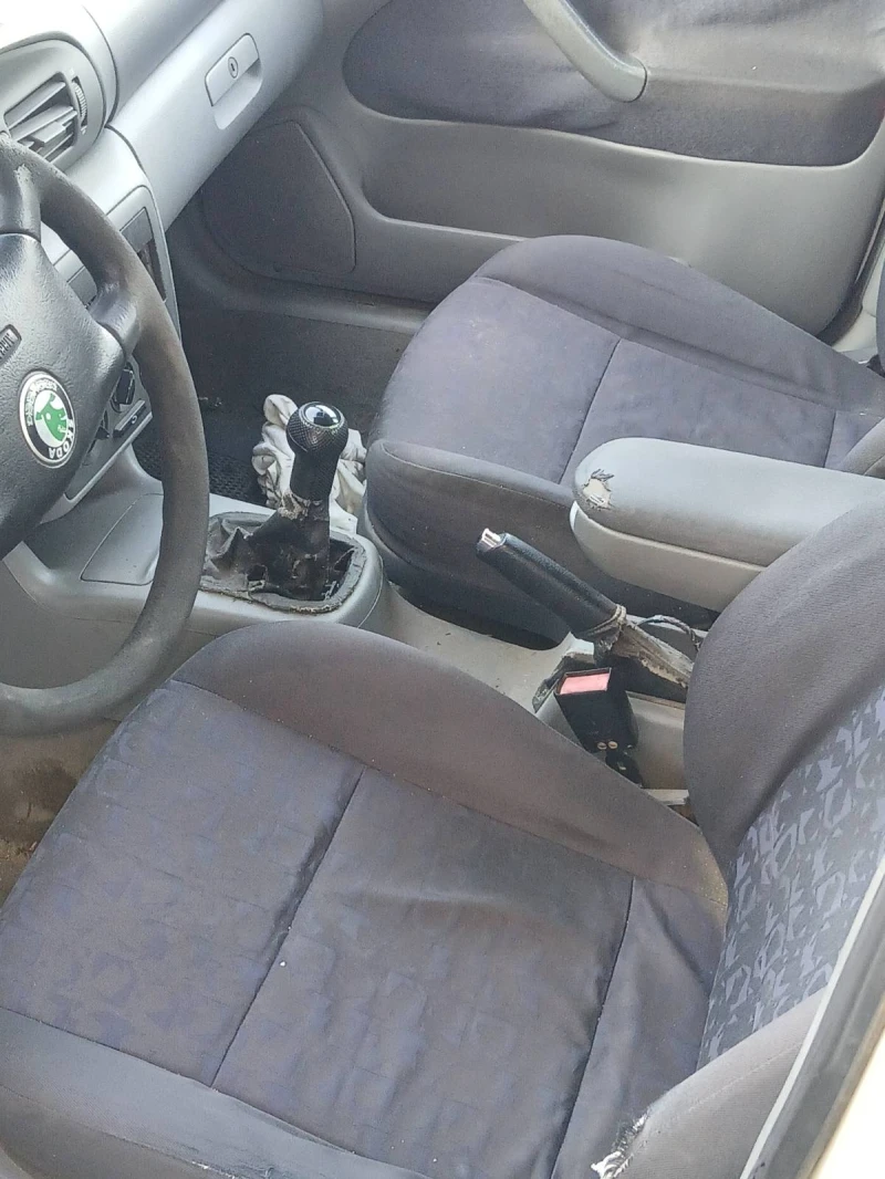 Skoda Octavia, снимка 5 - Автомобили и джипове - 52733770