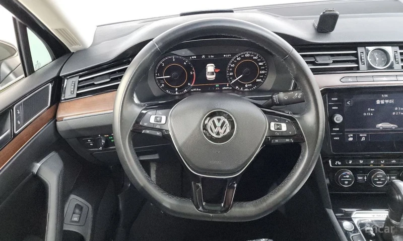 VW Passat, снимка 13 - Автомобили и джипове - 52962104