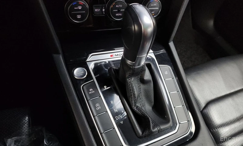 VW Passat, снимка 9 - Автомобили и джипове - 52962104