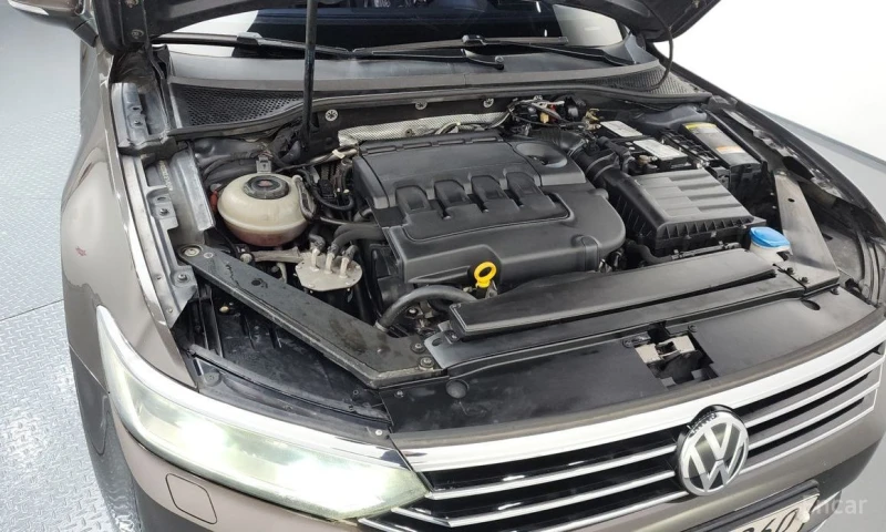 VW Passat, снимка 6 - Автомобили и джипове - 52962104