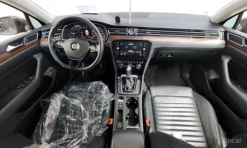 VW Passat, снимка 7 - Автомобили и джипове - 52962104