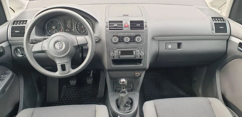 VW Touran 105 кс., снимка 9 - Автомобили и джипове - 53093550