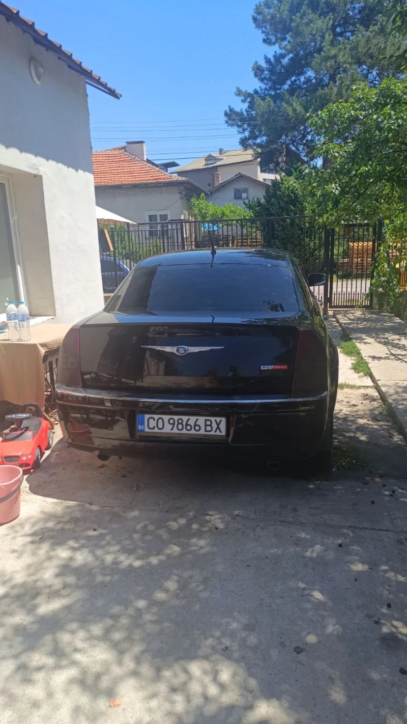 Chrysler 300c Със десен волан колата има чип от англия оргинален, снимка 3 - Автомобили и джипове - 53263197