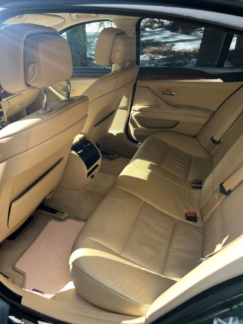 BMW 523 3.0i 204 hp, снимка 10 - Автомобили и джипове - 53449088