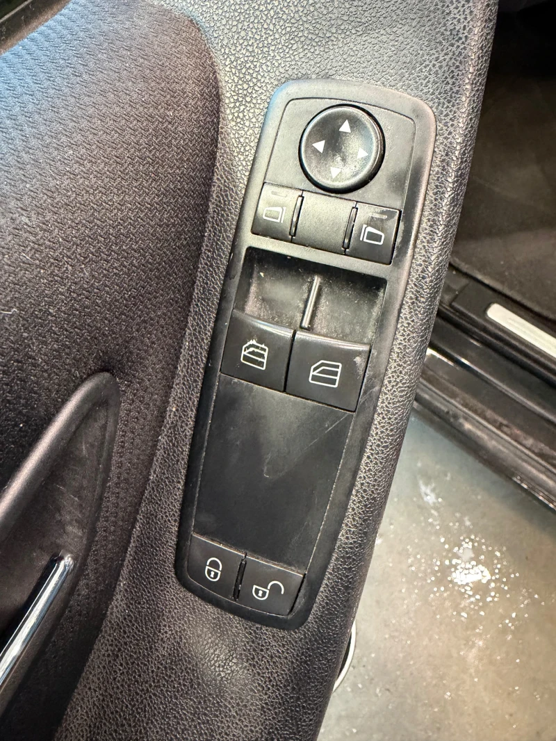 Mercedes-Benz A 150, снимка 14 - Автомобили и джипове - 53501185