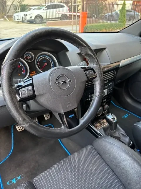 Opel Astra OPC 240 к.с реални км, снимка 15 - Автомобили и джипове - 49124058