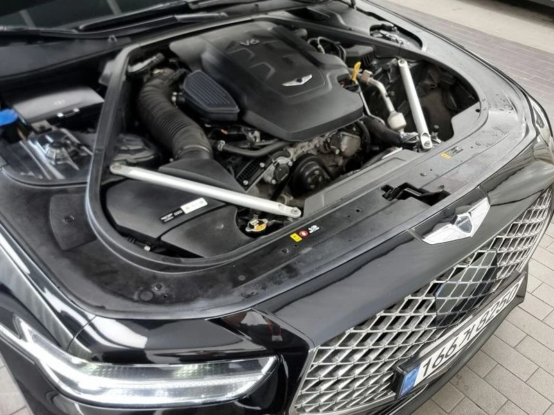 Genesis G90 3.8 Automatic, снимка 17 - Автомобили и джипове - 55606085