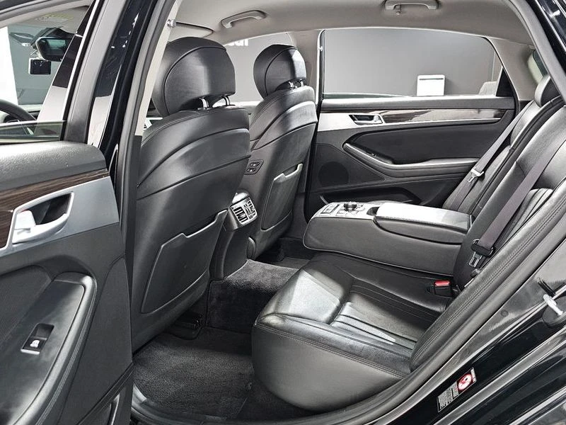 Genesis G80 3.3 GDI AWD| 365к.с.| ВКЛ.ТЕХНОТЕСТ, снимка 11 - Автомобили и джипове - 55639052