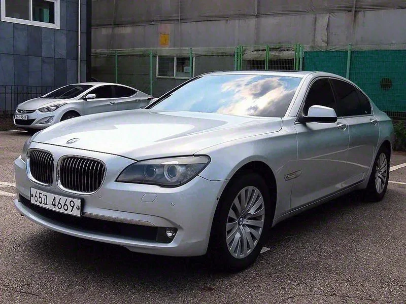 BMW 740 i - САМО 30% АВАНС, снимка 4 - Автомобили и джипове - 56027897