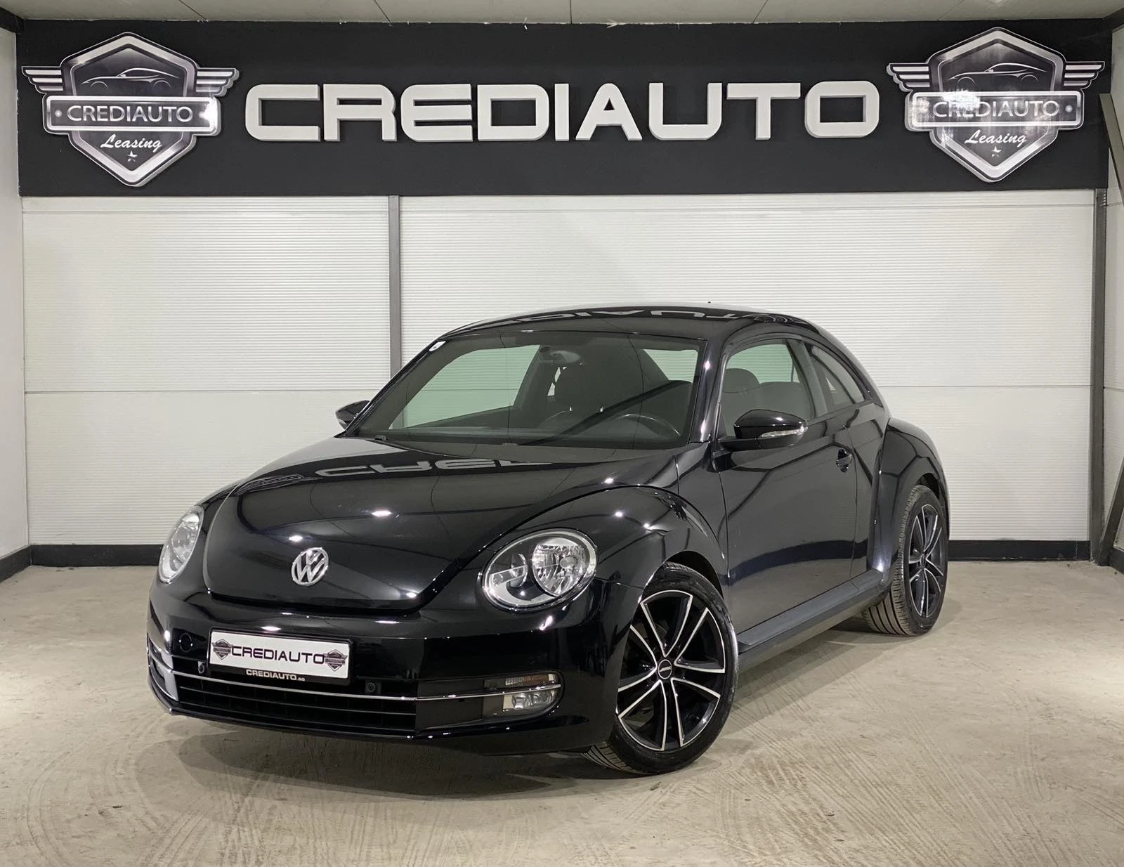 VW New beetle - [1] 