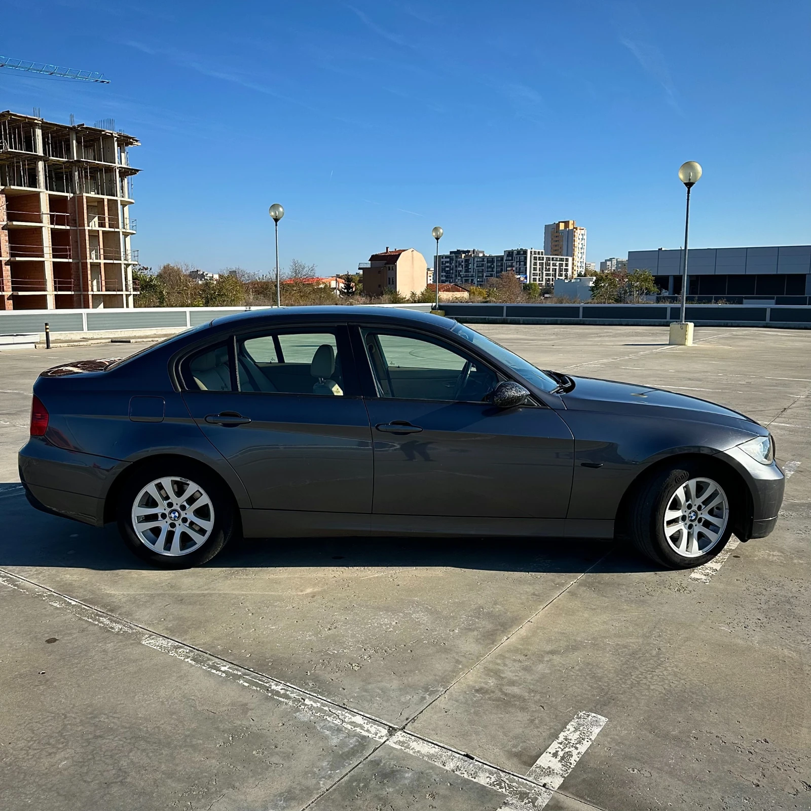 BMW 320 320d - изображение 3