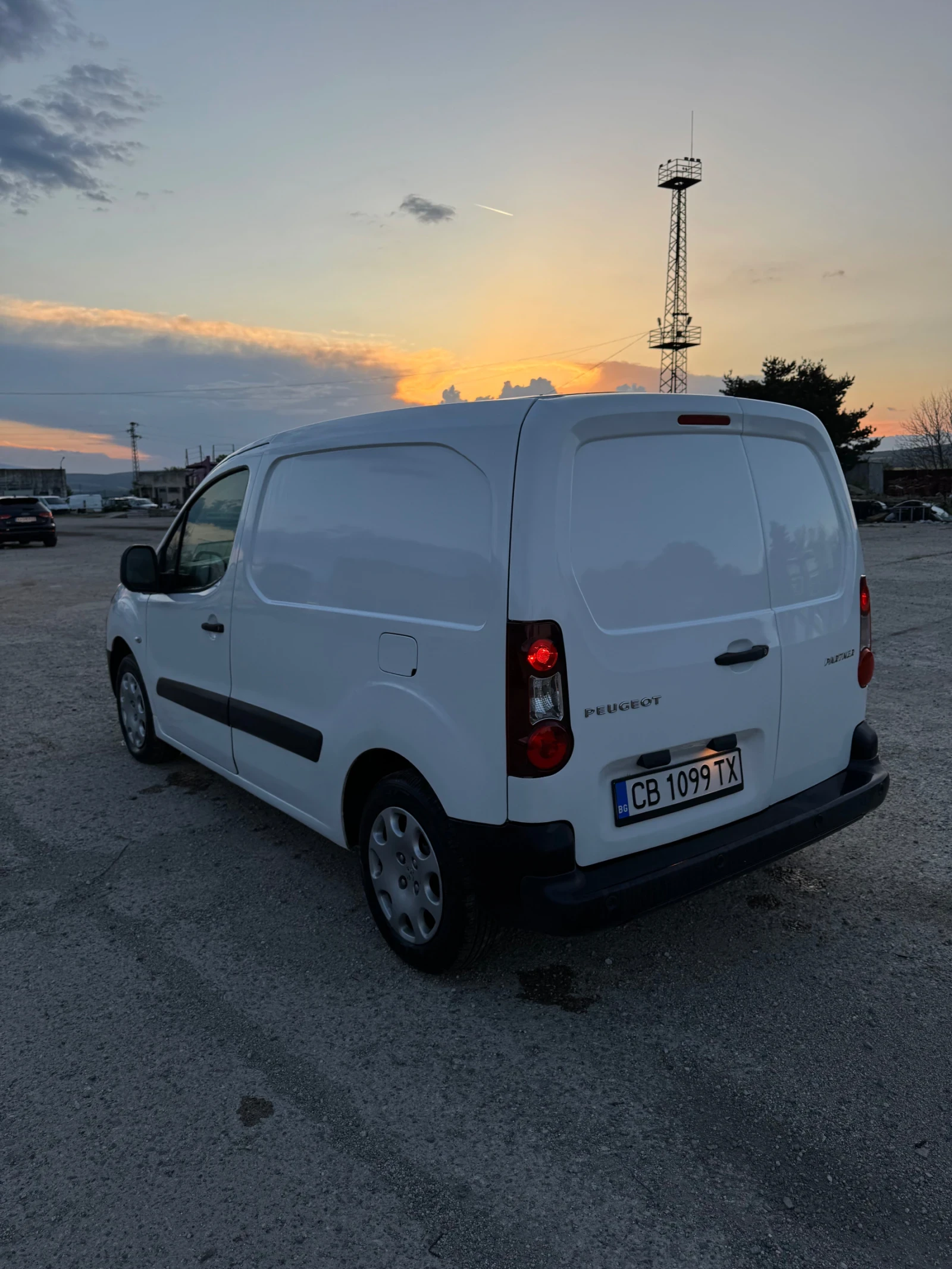 Peugeot Partner 1.6 - изображение 7
