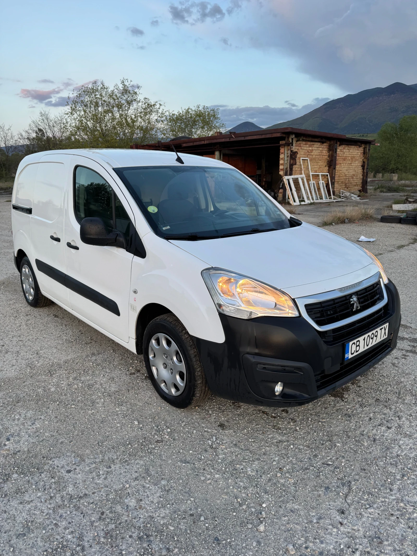Peugeot Partner 1.6 - изображение 2