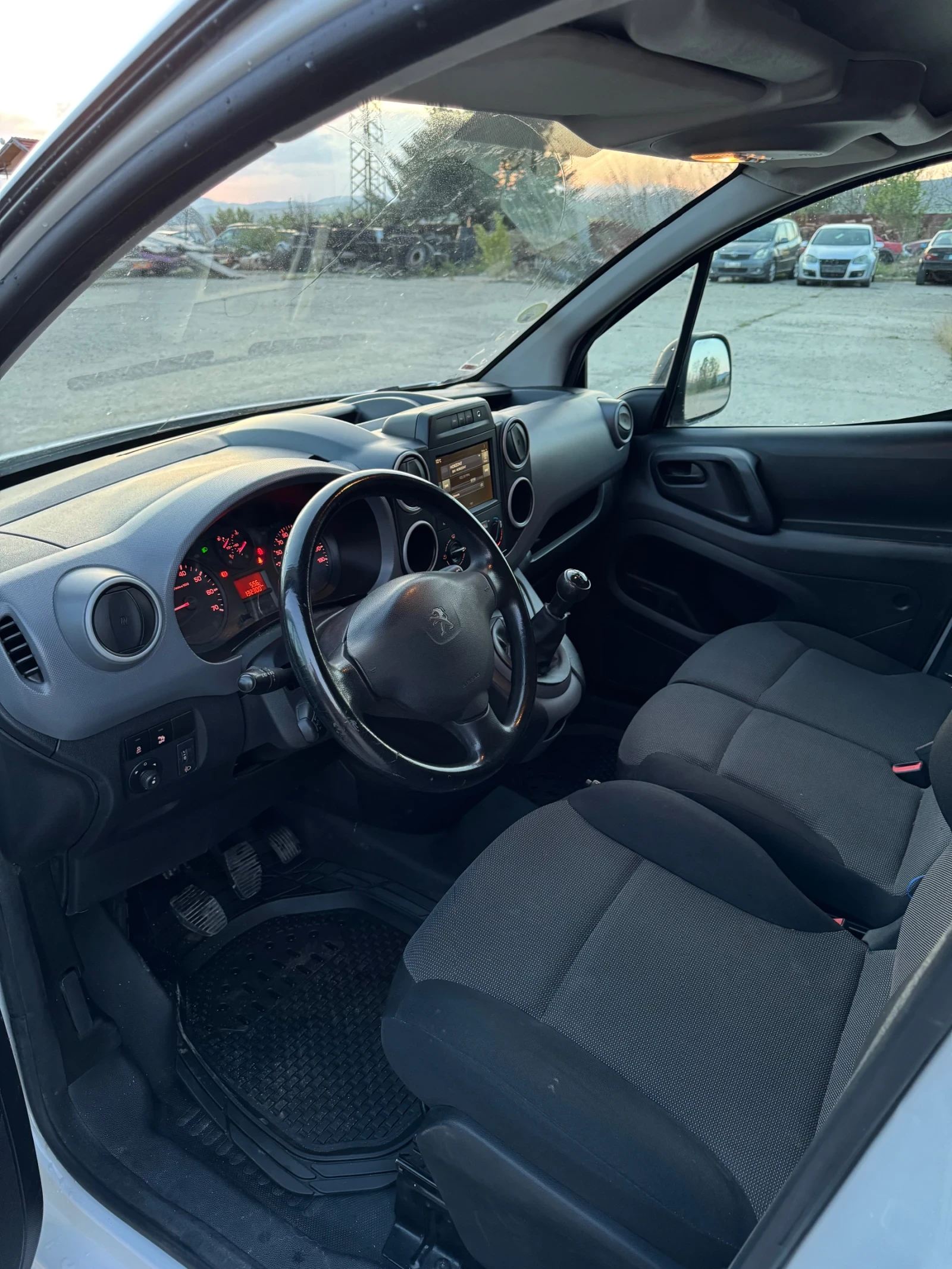 Peugeot Partner 1.6 - изображение 8