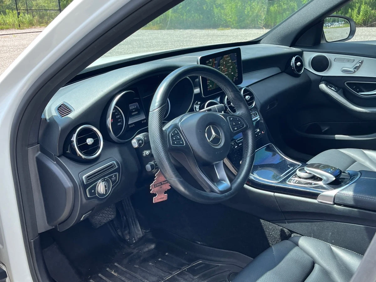 Mercedes-Benz C 300 CARFAX АВТО КРЕДИТ  - изображение 6