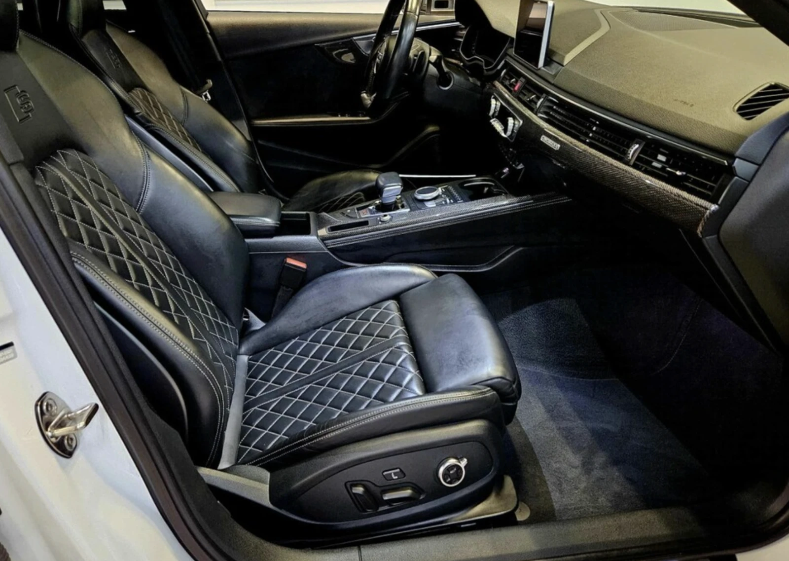 Audi S4 QUATTRO* TECHNIK* АВТОЛИЗИНГ - изображение 7